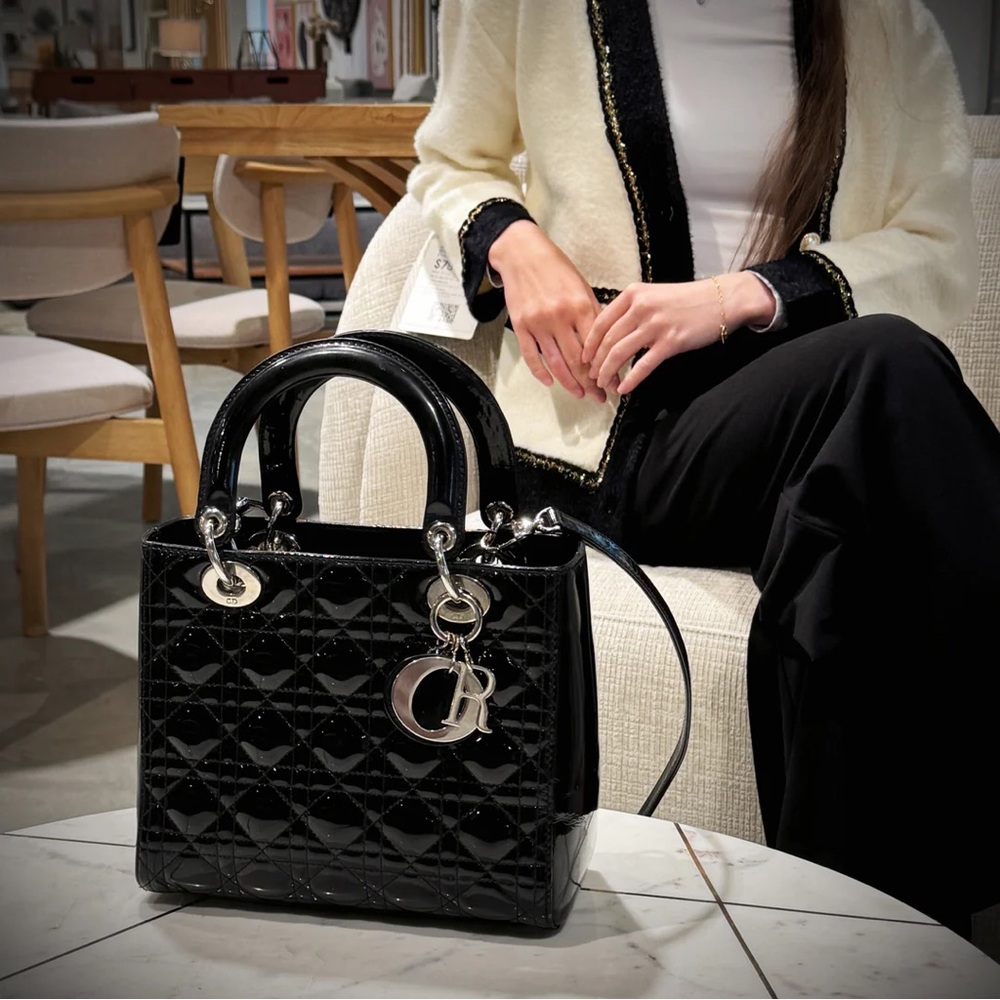 Christian Dior LadyDior Medium Patent leather Bag